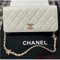 Inexpensive Chanel CLUTCH WITH CHAIN Gold-Tone Metal AP3499 White