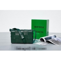 Inexpensive Bottega Veneta Cassette Crossbody Bag in Intrecciato Leather 578004 Raintree Green 2023