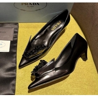 Sumptuous Prada Brushed leather pumps 4.5cm with floral appliques Black 202045