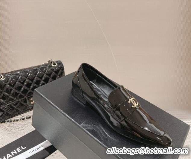 Pretty Style Chanel Patent Calfskin Pointed Loafers Black 1213047