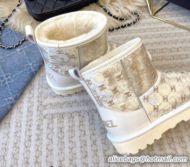 Good Looking Chanel PVC Snow Boots with CC Embroidery White 213064