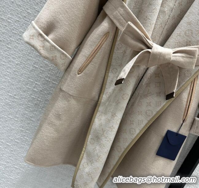 Buy Discount Louis Vuitton FLIGHT MODE Reversible Signature Hooded Wrap Coat 1AC02P Beige 2023