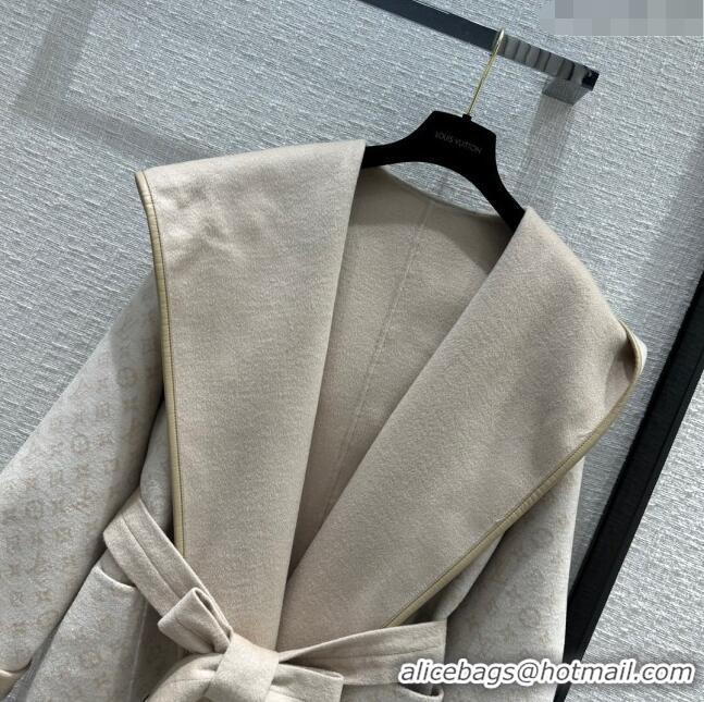 Buy Discount Louis Vuitton FLIGHT MODE Reversible Signature Hooded Wrap Coat 1AC02P Beige 2023