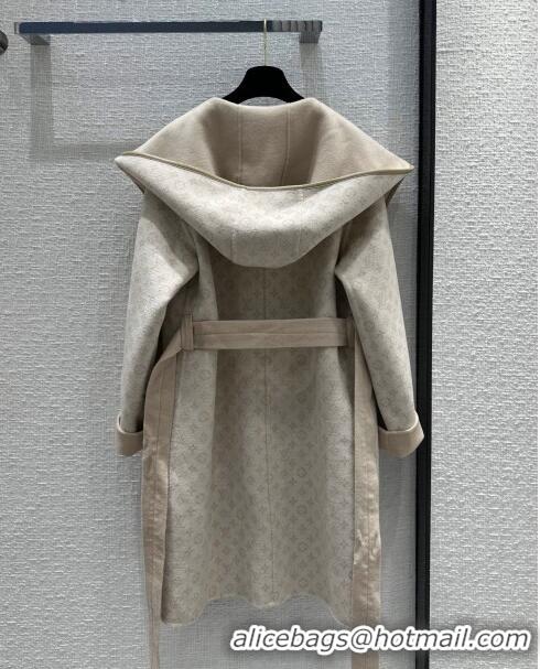 Buy Discount Louis Vuitton FLIGHT MODE Reversible Signature Hooded Wrap Coat 1AC02P Beige 2023