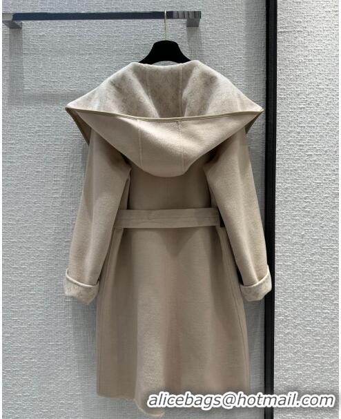 Buy Discount Louis Vuitton FLIGHT MODE Reversible Signature Hooded Wrap Coat 1AC02P Beige 2023