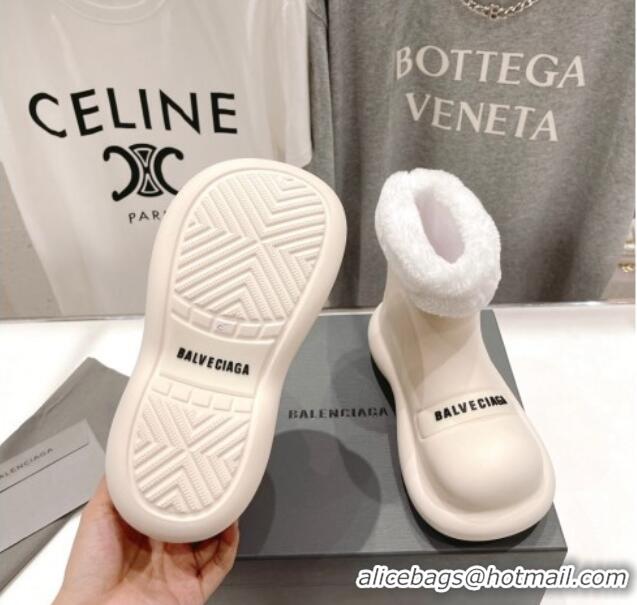 Classic Hot Balenciaga Trooper Rubber Rain Boots with Round Toe and Fur White 1121092