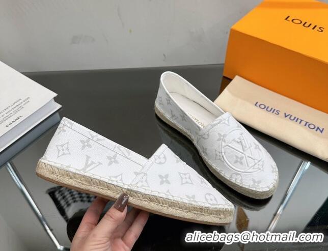 Sumptuous Louis Vuitton Starboard Flat Espadrilles in White Monogram Canvas 204071