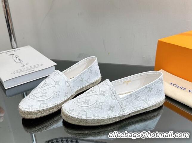 Sumptuous Louis Vuitton Starboard Flat Espadrilles in White Monogram Canvas 204071