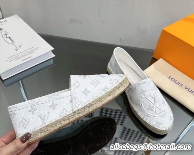 Sumptuous Louis Vuitton Starboard Flat Espadrilles in White Monogram Canvas 204071