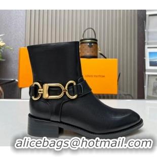 Stylish Louis Vuitton Westside Flat Ankle Boots in Black Calf Leather with Hook Chain 218026