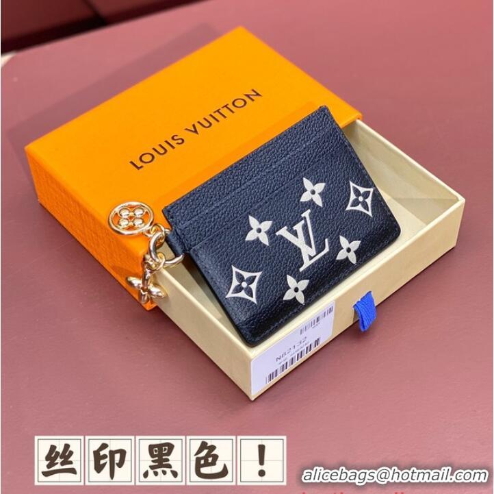 Pretty Style Louis Vuitton Charms Card Holder M82132-2