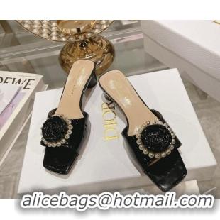 Design Discount Dior Rose Heel Slide Sandals 3.5cm in Patent Calfskin and White Resin Pearls Black 2106057