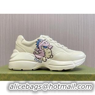 Good Taste Gucci Rhyton 2024s Chinese New Year Sneaker in White Leather Pink Dragon 105093