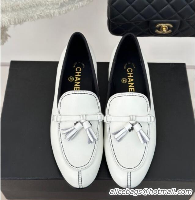 Low Cost Chanel Calfskin Loafers with Fringe White 108009