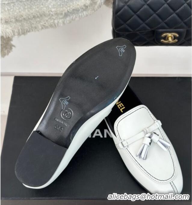 Low Cost Chanel Calfskin Loafers with Fringe White 108009