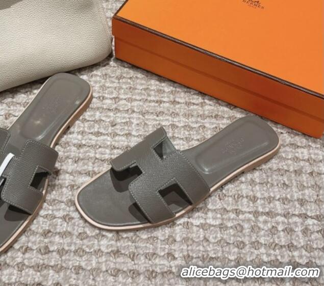 Fashion Hermes Classic Oran Flat Slide Sandals in Palm Grained Leather Grey 0123069