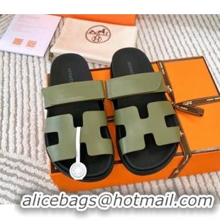 Top Design Hermes Chypre Flat Sandals in Smooth Calfskin Green 123102