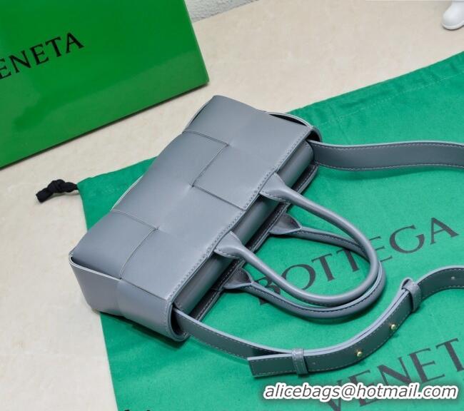 Famous Brand Bottega Veneta Mini East-West Arco Tote Bag in Intrecciato Leather 776778 Thunder Grey 2023