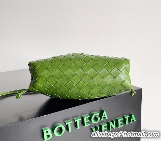 Top Grade Bottega Veneta Mini Pouch Bag in Wide Intrecciato Leather 585852 Green 2023