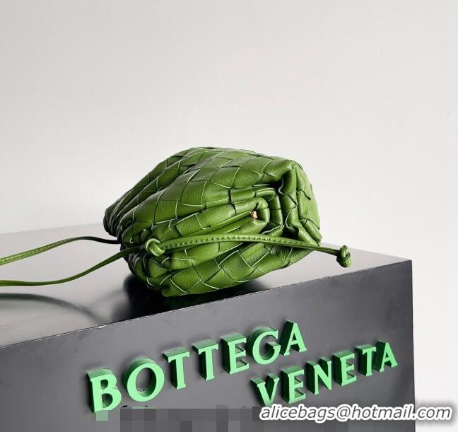 Top Grade Bottega Veneta Mini Pouch Bag in Wide Intrecciato Leather 585852 Green 2023