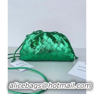 Noble Useful Bottega Veneta Mini Pouch Bag in Wide Intrecciato Leather 585852 Shiny Green 2023