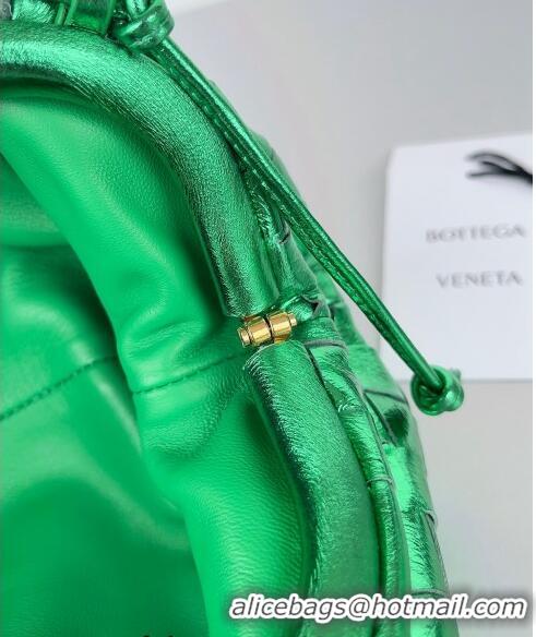 Noble Useful Bottega Veneta Mini Pouch Bag in Wide Intrecciato Leather 585852 Shiny Green 2023