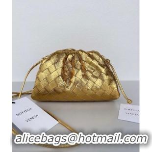 Buy Fashionable Bottega Veneta Mini Pouch Bag in Wide Intrecciato Leather 585852 Gold 2023