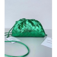 Noble Useful Bottega Veneta Mini Pouch Bag in Wide Intrecciato Leather 585852 Shiny Green 2023