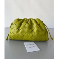 Luxury Discount Bottega Veneta Mini Pouch Bag in Wide Intrecciato Leather 585852 Kiwi Green 2023