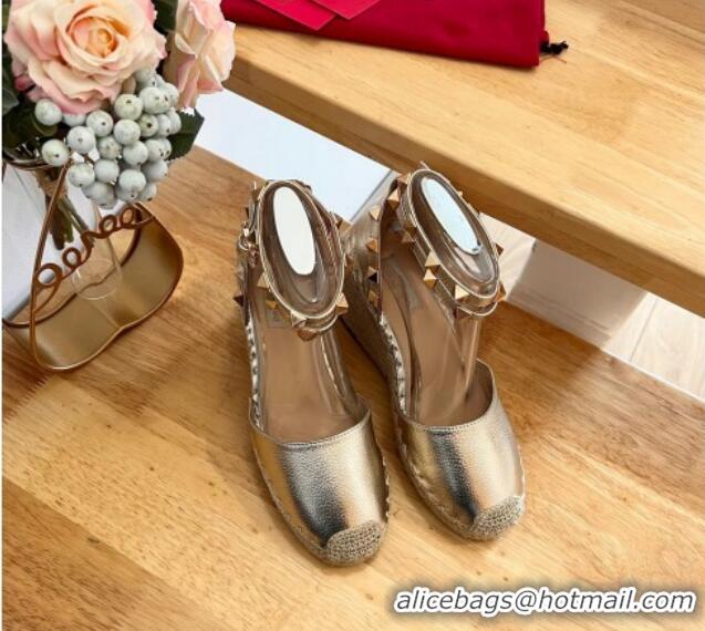 Grade Quality Valentino Metallic Grained Leather Rockstud Wedge Pumps 9.5cm Light Gold 0125081