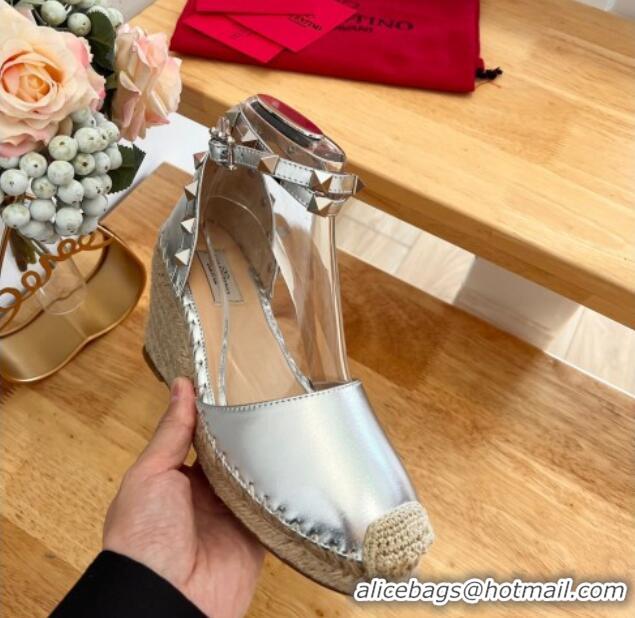 Popular Style Valentino Metallic Grained Leather Rockstud Wedge Pumps 9.5cm Silver 0125082