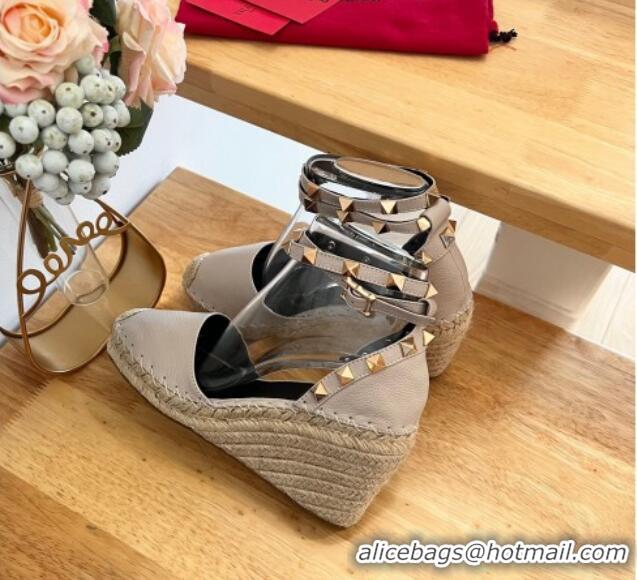 Stylish Valentino Grained Leather Rockstud Wedge Pumps 9.5cm Light Grey 0125078