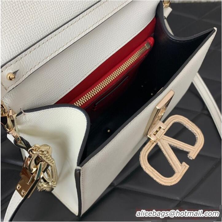 Well Crafted VALENTINO small Shoulder bag 7030 White