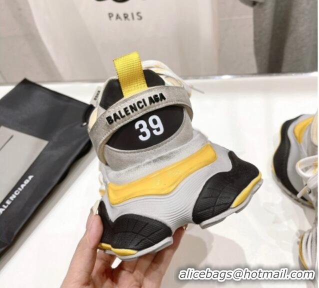 Sophisticated Balenciaga 6XL Trainers Sneakers in Mesh and Suede Yellow 109053