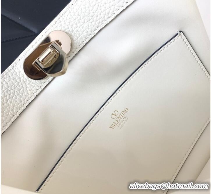 Best Grade VALENTINO GARAVANI Loco Calf leather bag 0042 White