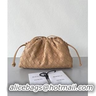 Grade Design Bottega Veneta Mini Pouch Bag in Wide Intrecciato Leather 585852 Almond Beige 2023