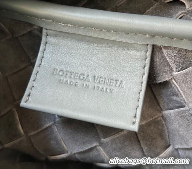 Promotional Bottega Veneta Medium Intrecciato Zipped Pouch in Intrecciato Leather 651852 Thunder Grey 2024