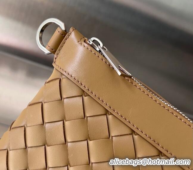 Buy Discount Bottega Veneta Medium Intrecciato Zipped Pouch in Intrecciato Leather 651852 Acorn Brown 2024