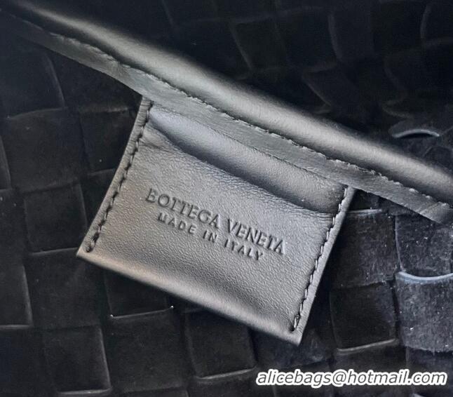 Promotional Bottega Veneta Medium Intrecciato Zipped Pouch in Intrecciato Leather 651852 Black 2024