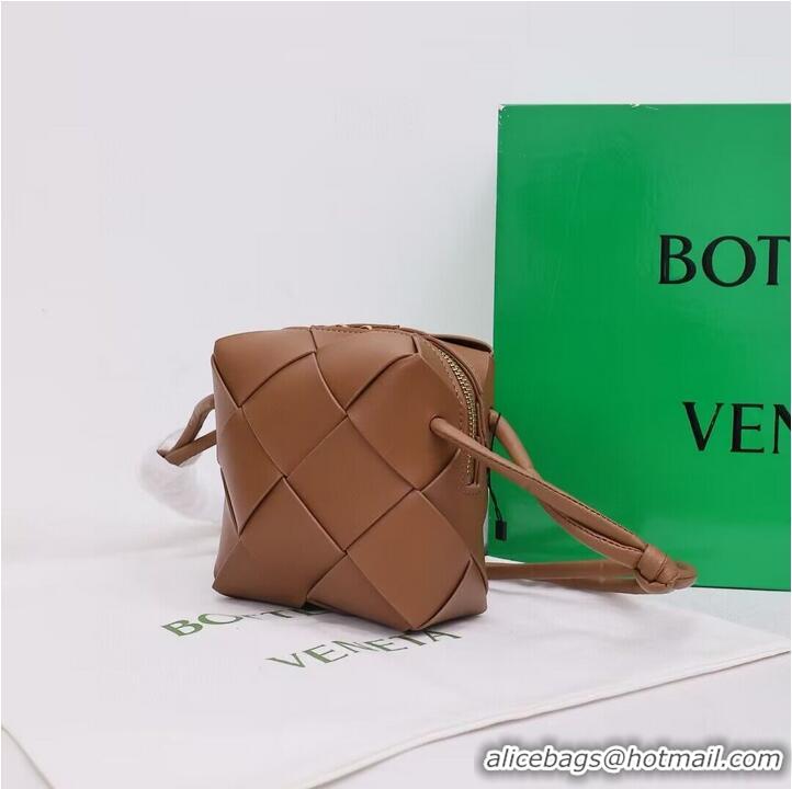 Buy Fashionable Bottega Veneta Mini Cassette Camera Bag 701915 Brown