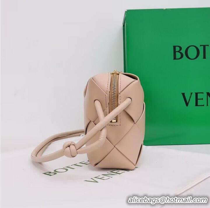 Promotional Bottega Veneta Mini Cassette Camera Bag 701915 Cream