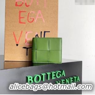 Free Shipping Bottega Veneta Cassette Bi-Fold Wallet in Intreccio Calfskin Leather 649603 Green 2024