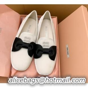 Best Price Miu Miu Velvet Flat Loafers with Bow White/Black 104146