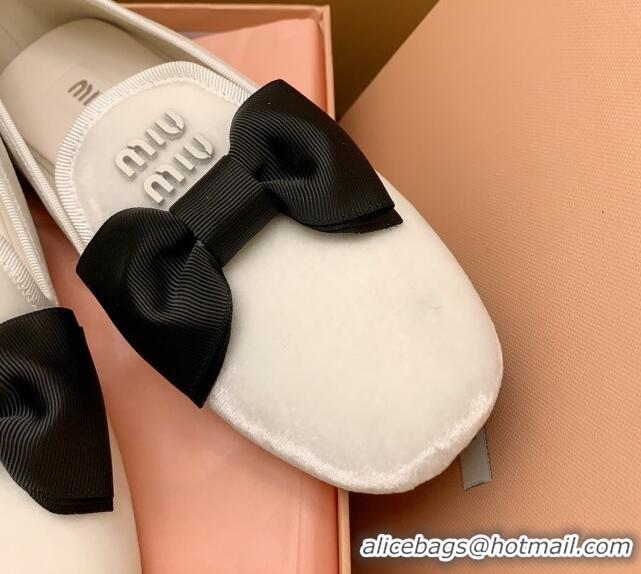 Best Price Miu Miu Velvet Flat Loafers with Bow White/Black 104146