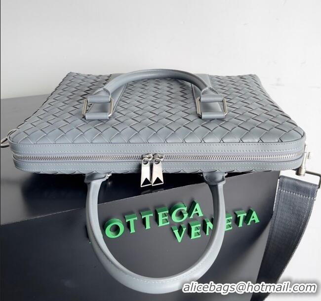 Well Crafted Bottega Veneta Slim Classic Briefcase Bag in Intrecciato Leather 690702 Light Grey 2024