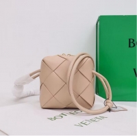 Promotional Bottega Veneta Mini Cassette Camera Bag 701915 Cream