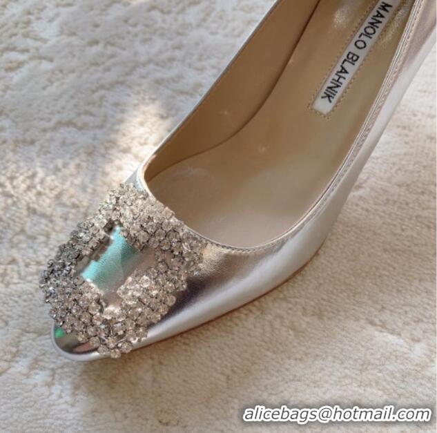 Top Design Manolo Blahnik Classic Pumps 7cm in Metallic Leather with Crystal Buckle Silver 228025