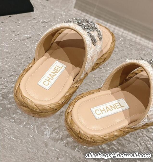 Stylish Chanel Tweed Flat Thong Slide Sandals with Crystals CC Beige 0126101