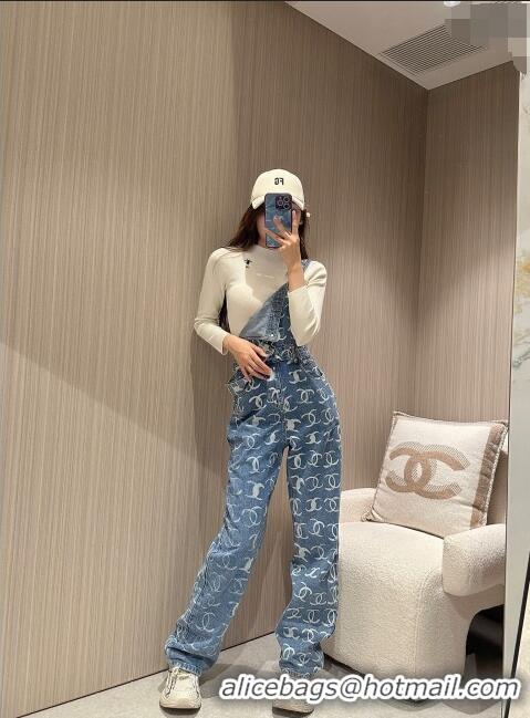 Famous Brand Chanel Jeans CH111431 Blue 2023