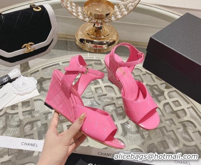 Purchase Chanel Quilted Patent Calfskin Wedge Sandals 7.5cm Pink 0126154